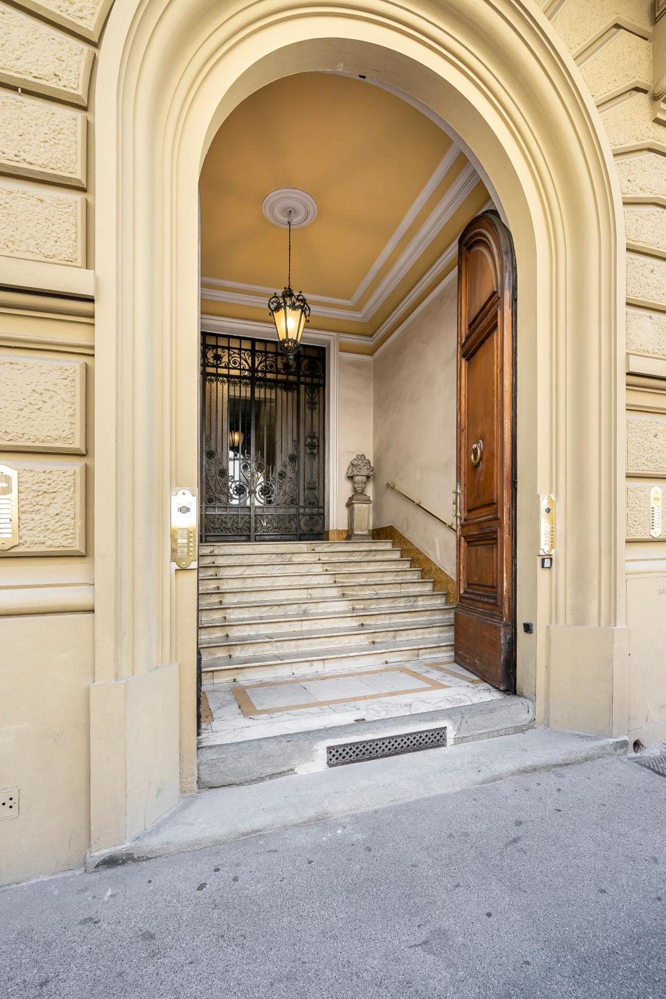 Apartamento San Marco Black Luxury Con Terrazzo E Parcheggio Su Richiesta Florencia